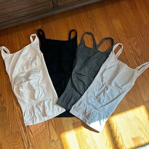 Blanqi maternity tank tops. Bundle of 4! Size small